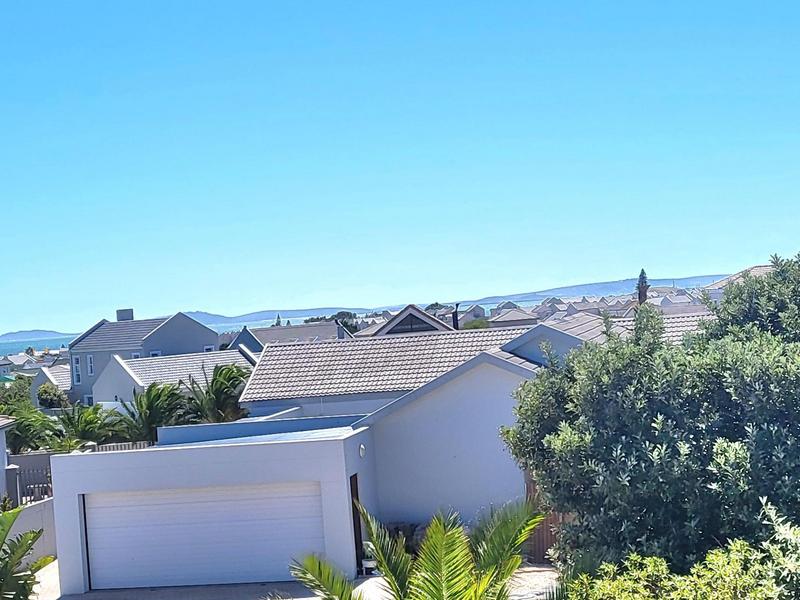 3 Bedroom Property for Sale in Country Club Western Cape